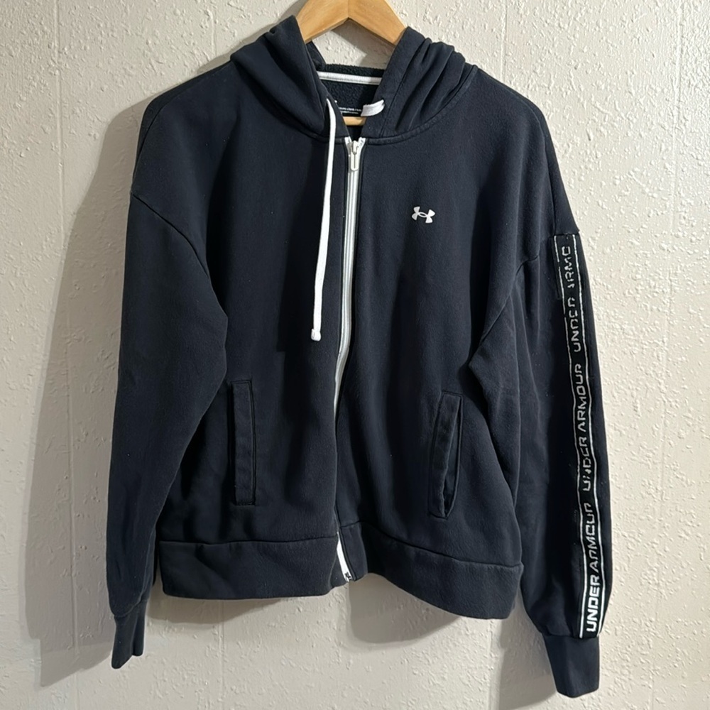 Under Armour Sweater